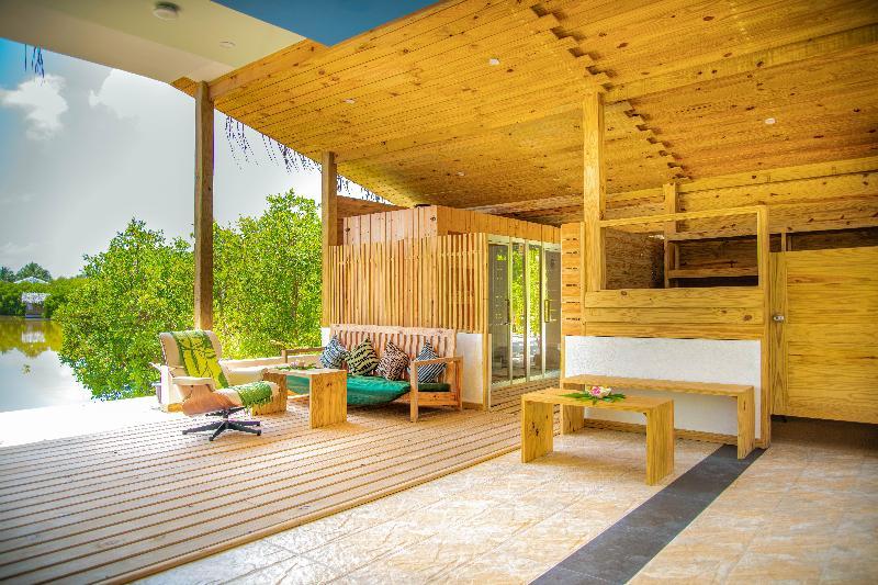 South Palm Maldives With First-ever Floating सहारा
