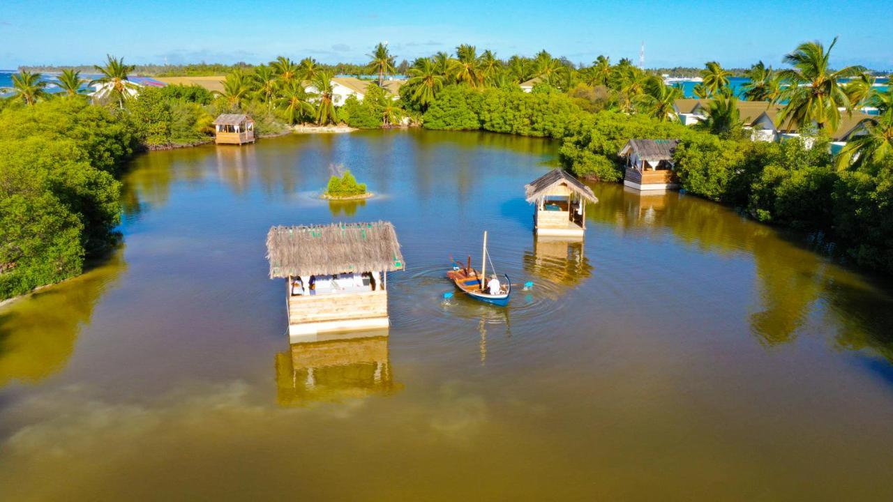 South Palm Maldives With First-ever Floating सहारा Addu City
