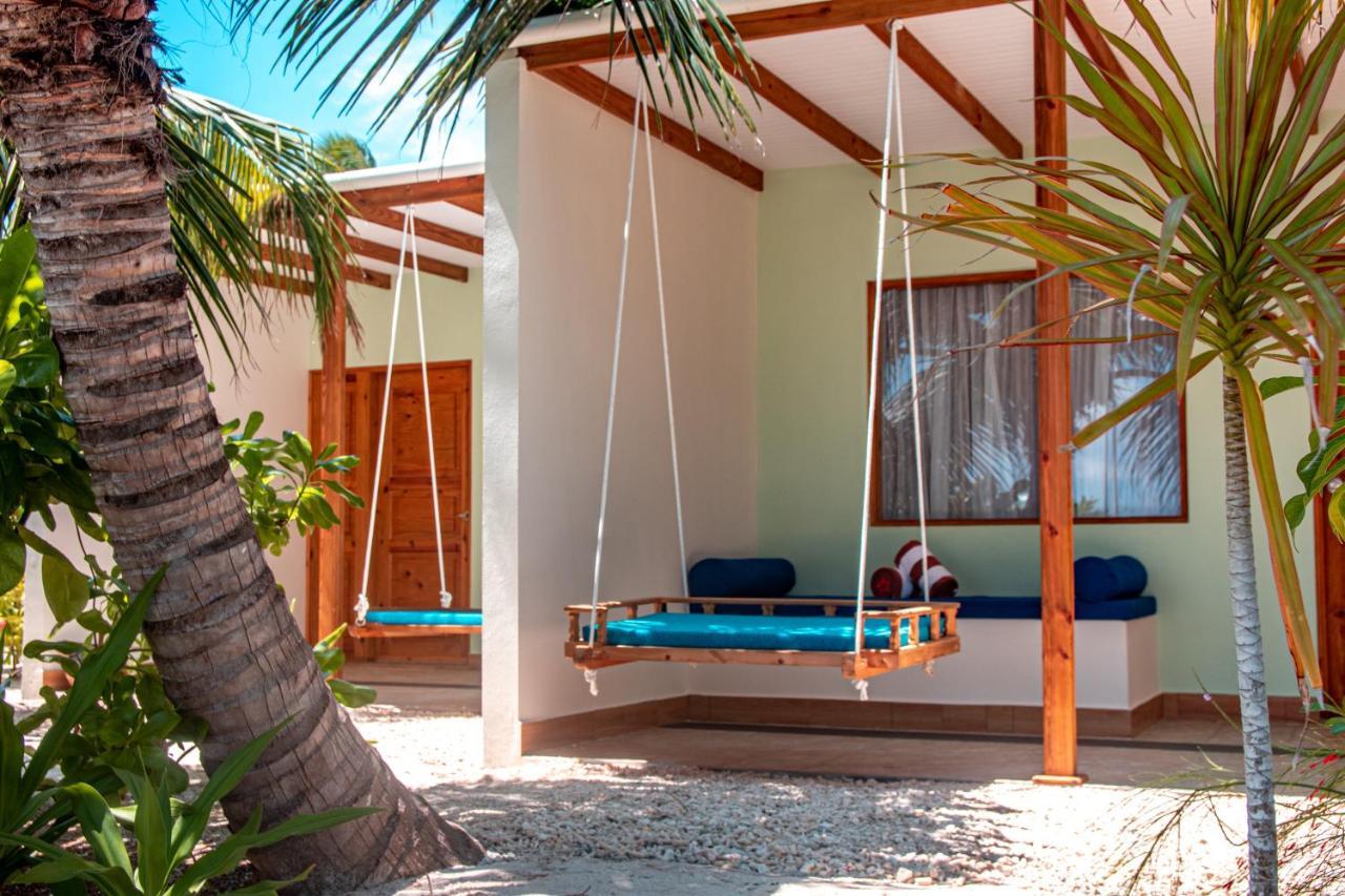 South Palm Maldives With First-ever Floating सहारा