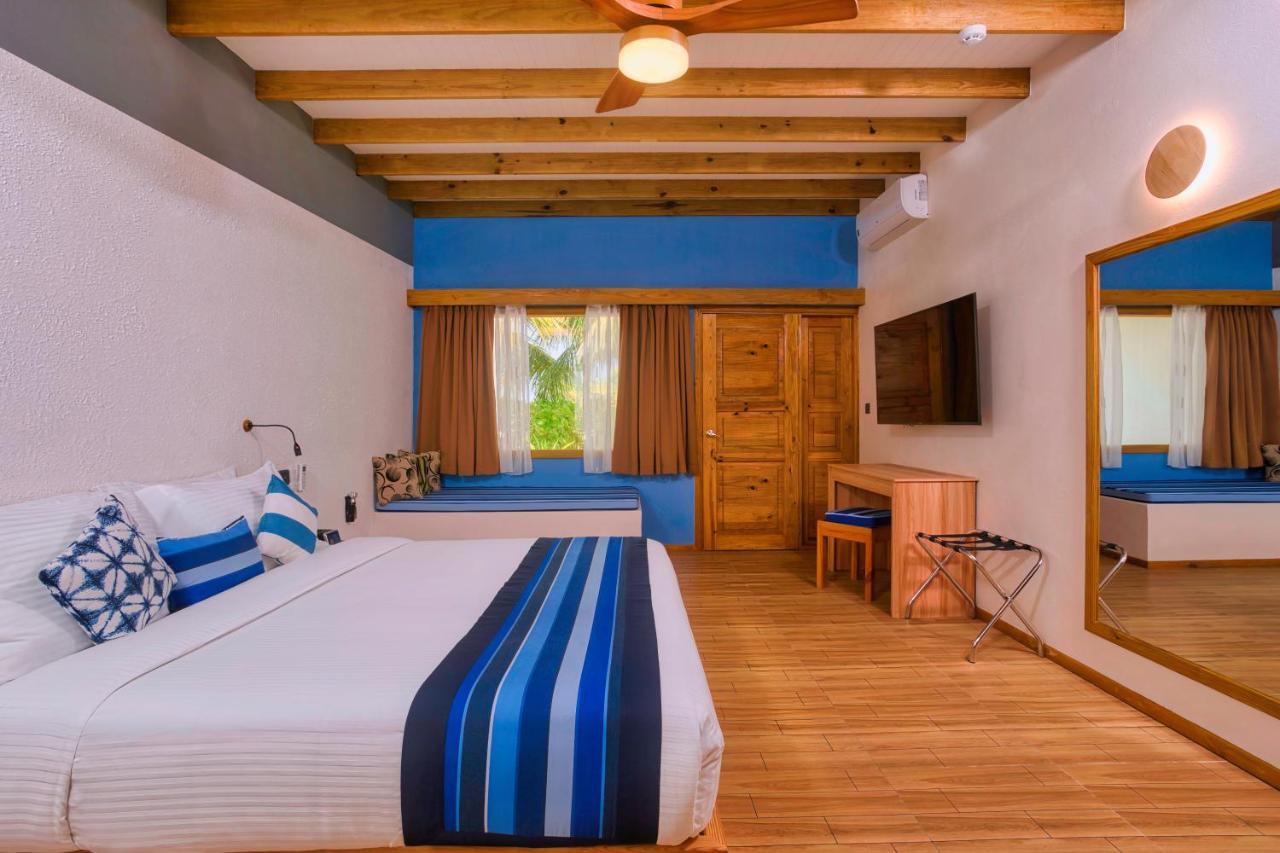 South Palm Maldives With First-ever Floating